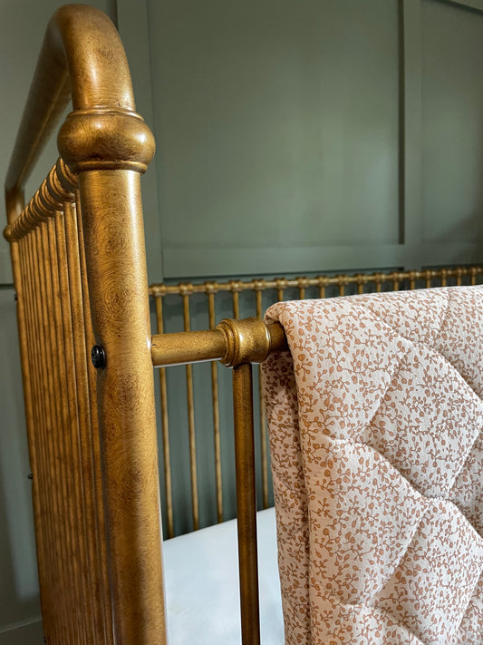 Quilted Blanket - Vintage Vines